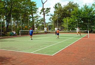 Camping Saint Georges de Didonne - Camping Bois Soleil terrain de tennis