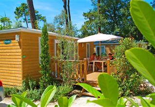 Camping Bois Soleil - Camping Saint Georges de Didonne - Cottage Pins 2 chambres bois