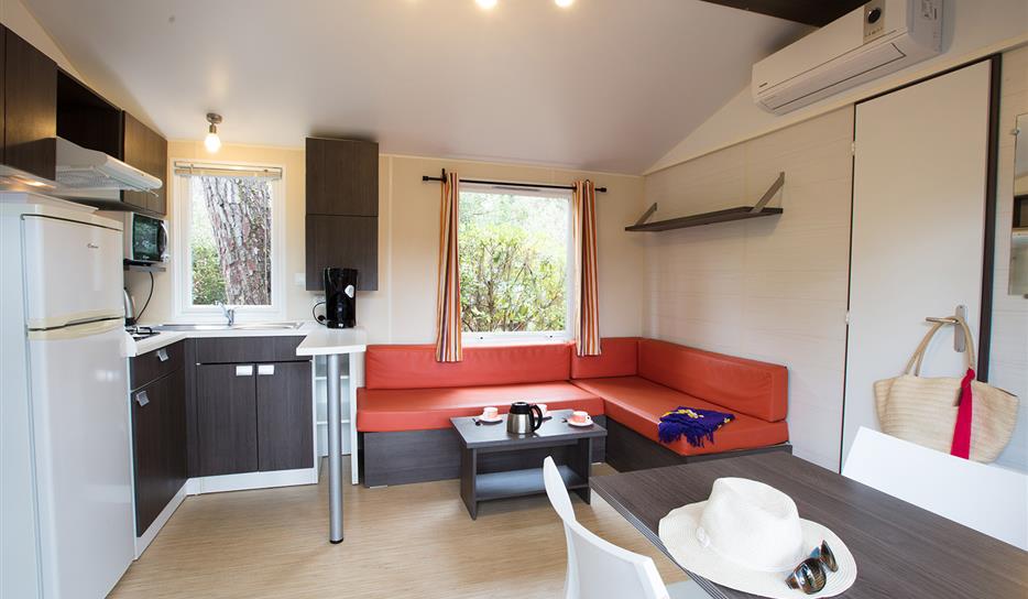 camping 5* - Cottage Pins 2 chambres Bois - Camping en bord de mer près de Royan