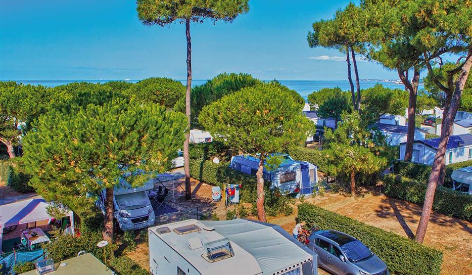 Emplacement de camping en bord de mer -  Royan 