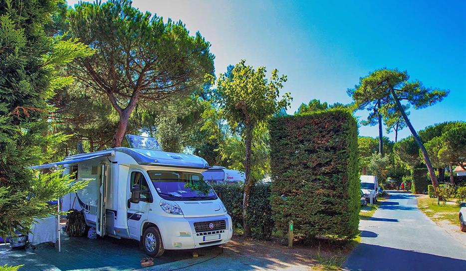 Emplacement caravane - camping car | Charente-Maritime