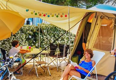 Emplacement de camping car - Camping Royan